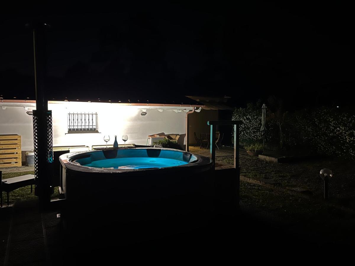 La Camelia Villa Massa e Cozzile Exterior foto
